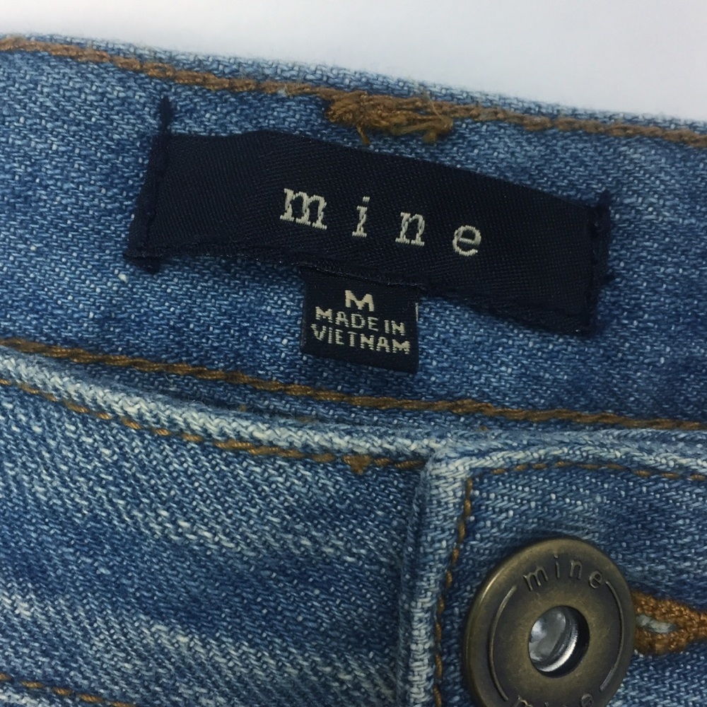 💥 Jean Distressed Shorts 💥 - Picture 4 of 6